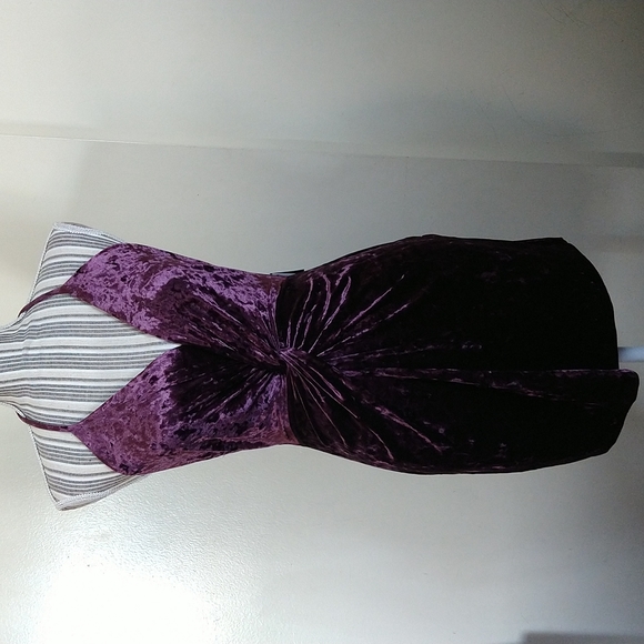 Zara Wine Velvet Mini Dress Spaghetti Halter Straps Wrap Twisted Upper Sz Xsmall - Picture 5 of 16